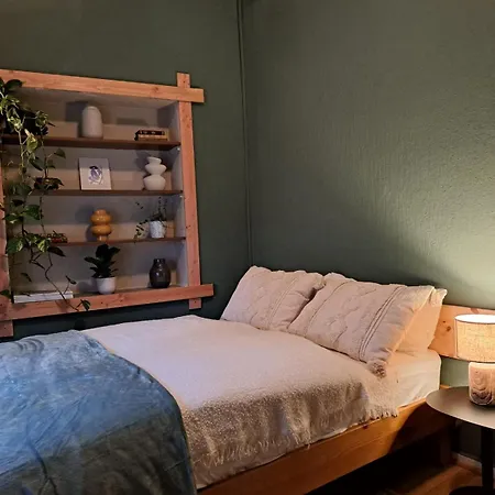 아파트 Siegburg29 - Stilvolle 3-zimmer-terrassenwohnung, Parkplatz 지그부르크