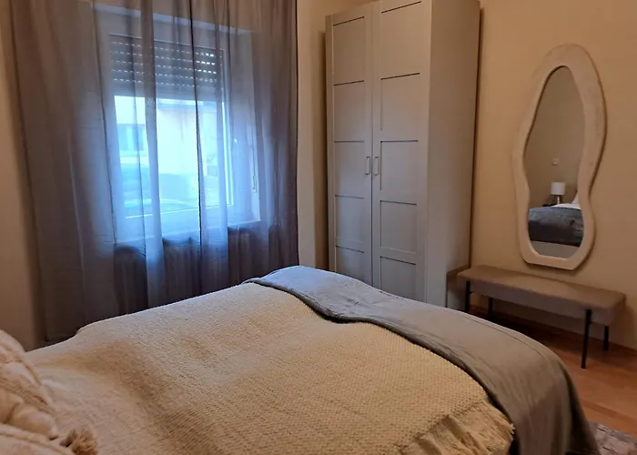 Siegburg29 - Stilvolle 3-zimmer-terrassenwohnung, Parkplatz * Siegburg