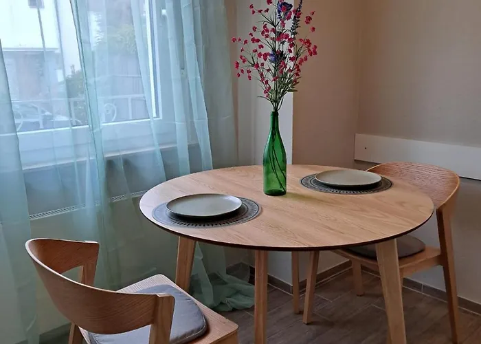 Siegburg29 - Stilvolle 3-zimmer-terrassenwohnung, Parkplatz Appartement Siegburg